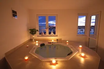 Miami And Wellness 4*
