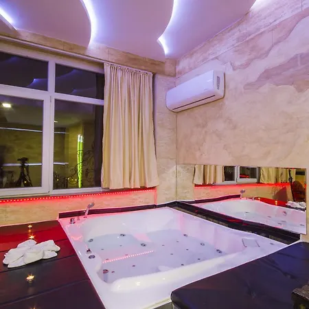 Affittacamere Miami And Wellness 4*