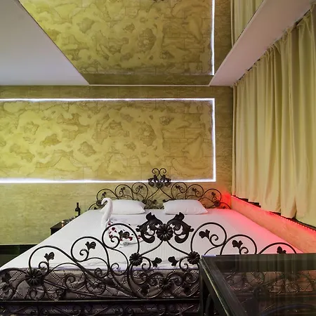 Miami And Wellness Affittacamere 4*