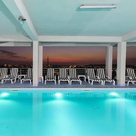 Miami And Wellness Belgrado