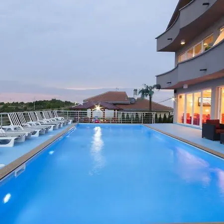 Affittacamere Miami And Wellness 4*